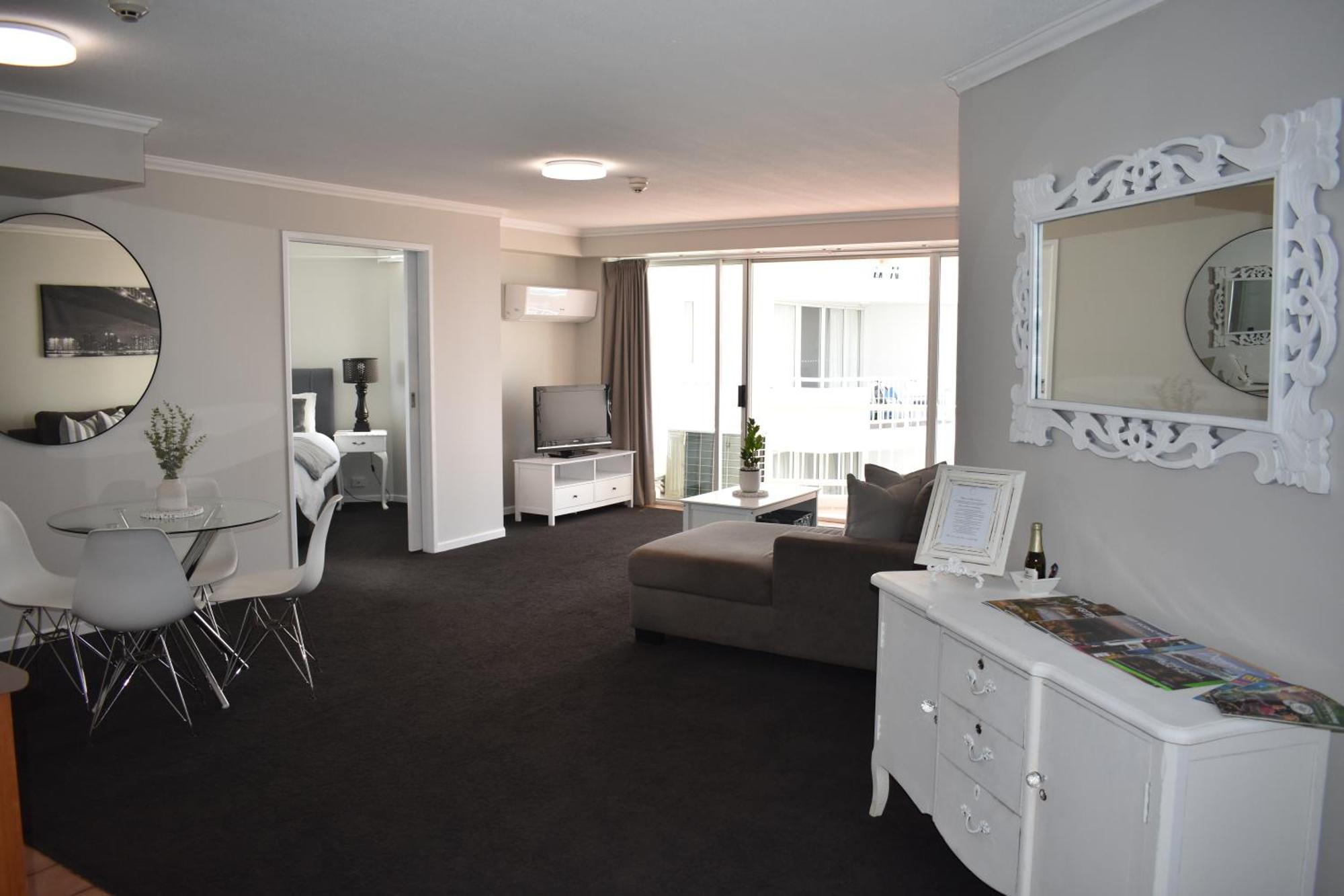 Apartment Surfers Sanctuary Gold Coast